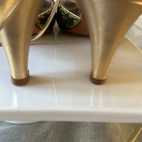 Chanel Lace-Up Sandal -- VINTAGE- 💯 Authentic Size 38 EXTREMELY RARE - Picture 8 of 17